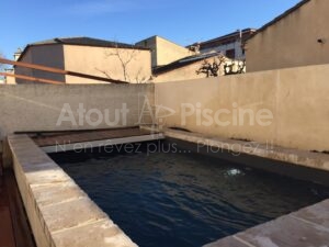 Construction piscine béton 4x2,5m à volet immergé à Narbonne