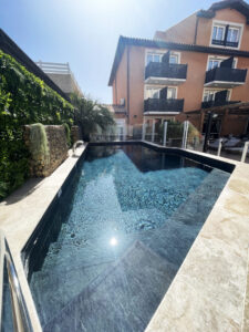 Rénovation de la piscine de l'Hôtel de la Clape à Narbonne-Plage